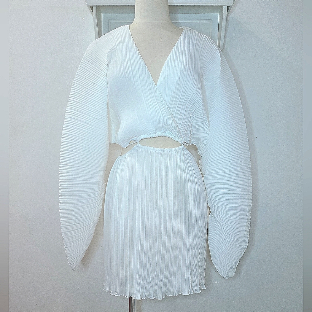 GOOD AMERICAN Mini Dress Always Fits Plisse Cut-out Waist Ivory Sz S-M NWT - Picture 3 of 10